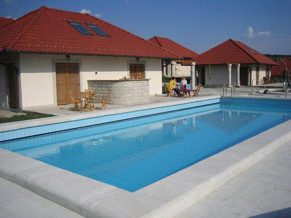 Egri Korona Borház és Wellness Hotel Demjén Exterior foto